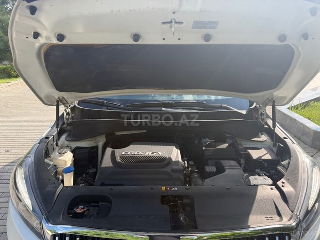 Kia Sorento-17