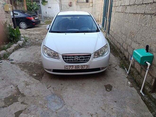 Hyundai Avante-1