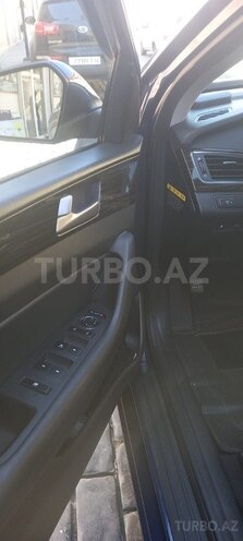 Hyundai Sonata-5
