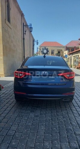 Hyundai Sonata-11