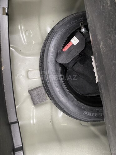 Kia Rio-11