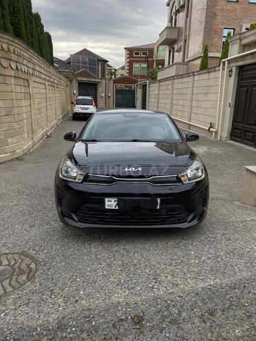 Kia Rio-1