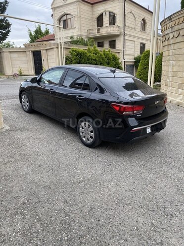 Kia Rio-5