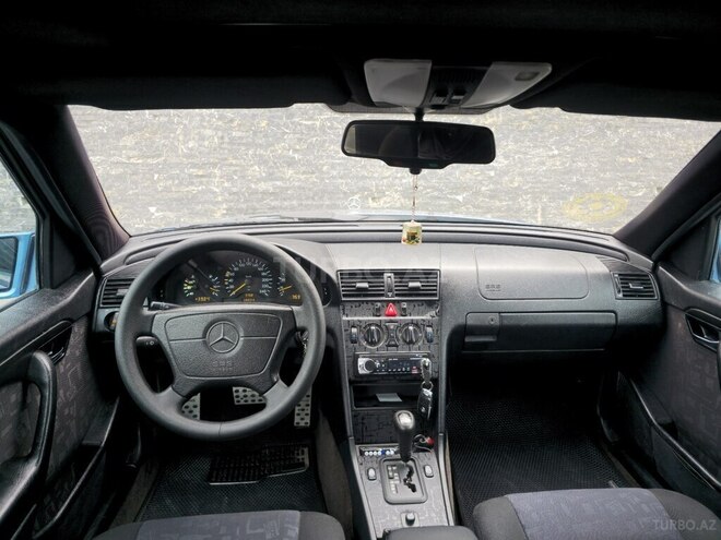 Mercedes C 180-16