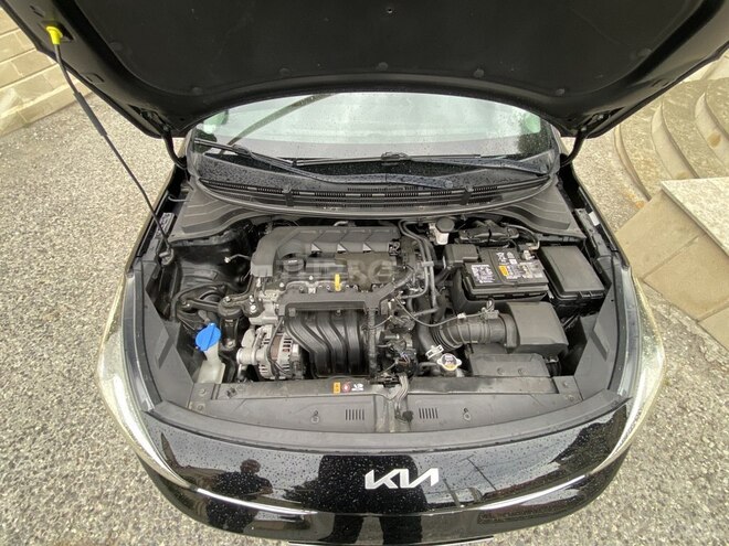 Kia Rio-13