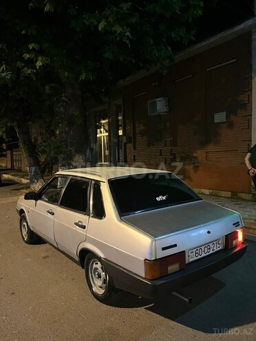LADA (VAZ) 21099-4