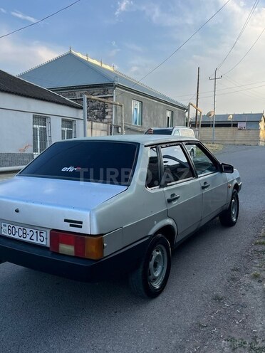 LADA (VAZ) 21099-8