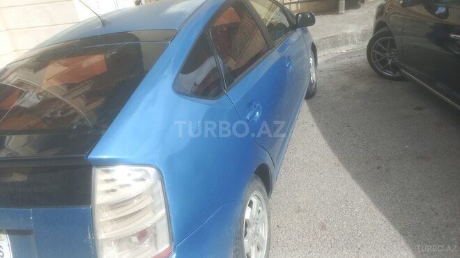 Toyota Prius-2
