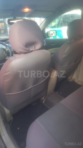 Toyota Prius-9