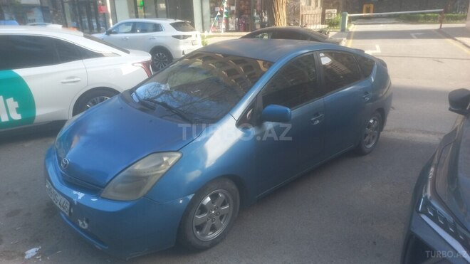 Toyota Prius-10