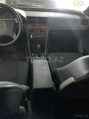 Mercedes C 180-5