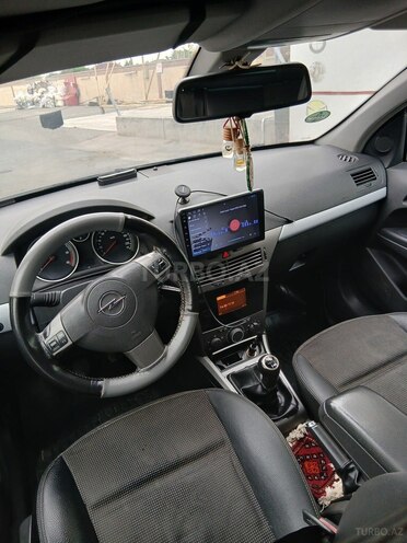 Opel Astra-7