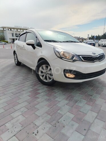 Kia Rio-1