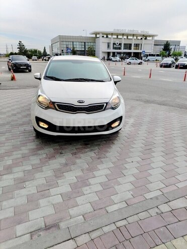 Kia Rio-2