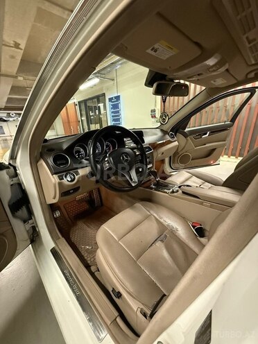 Mercedes C 250-10