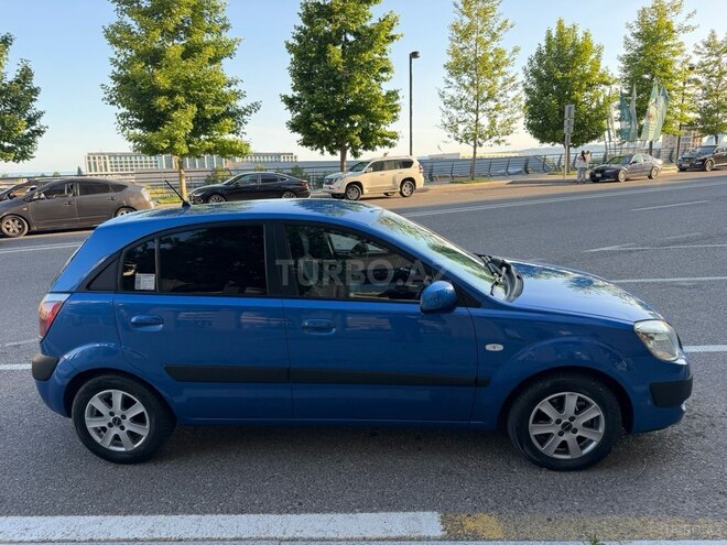 Kia Rio-6