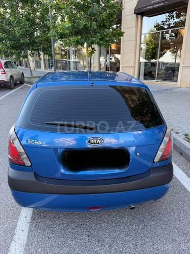 Kia Rio-8