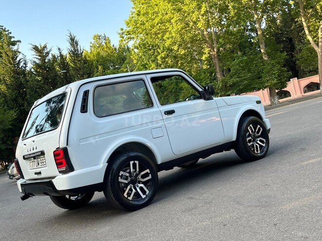 LADA (VAZ) Niva-7