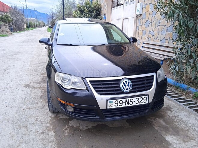 Volkswagen Passat-1