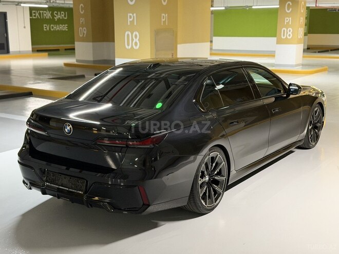 BMW 740-11
