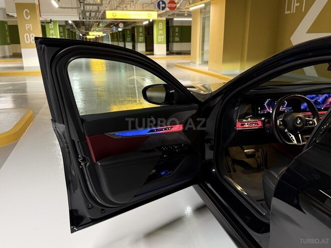 BMW 740-15