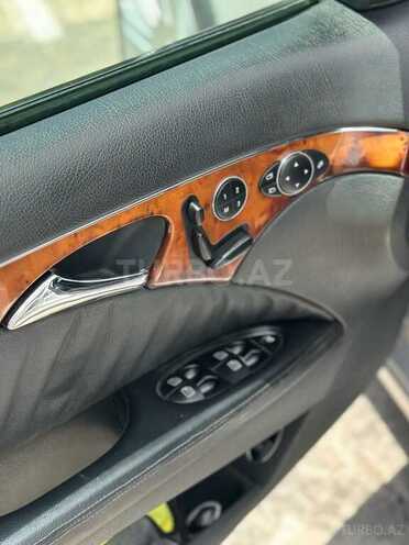 Mercedes E 240-6