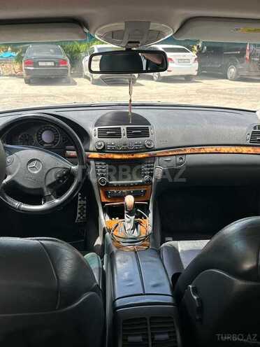 Mercedes E 240-7