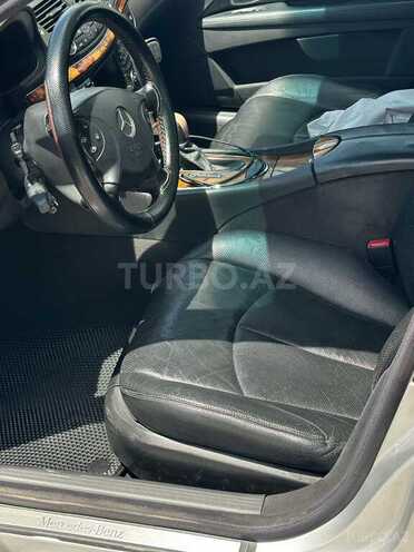 Mercedes E 240-4