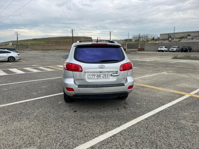 Hyundai Santa Fe-2