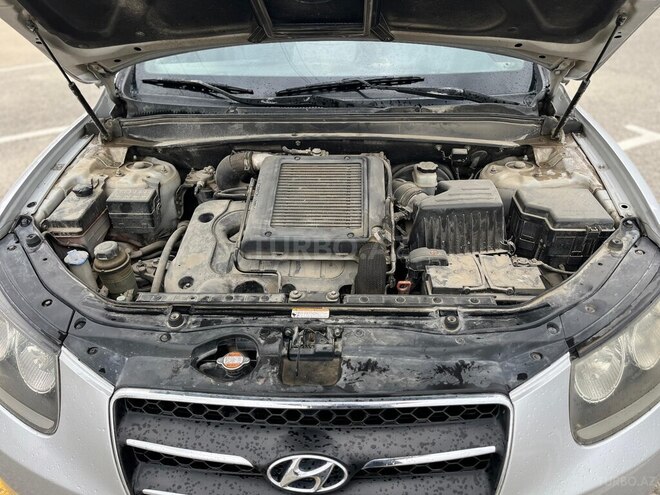 Hyundai Santa Fe-6