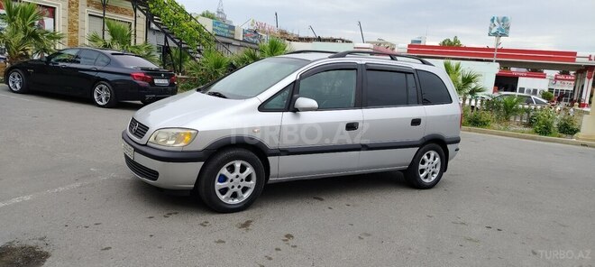 Opel Zafira-3