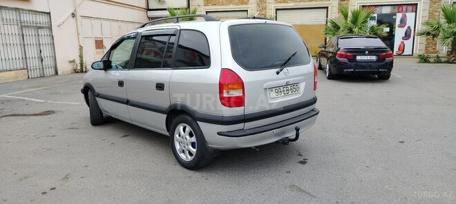 Opel Zafira-7