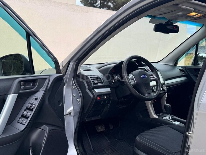 Subaru Forester-6
