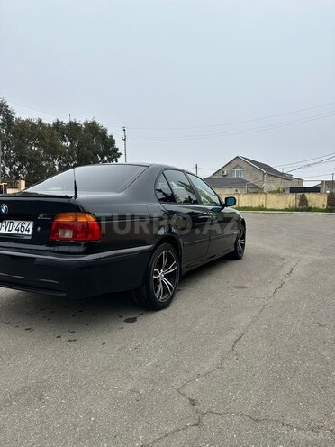 BMW 528-6