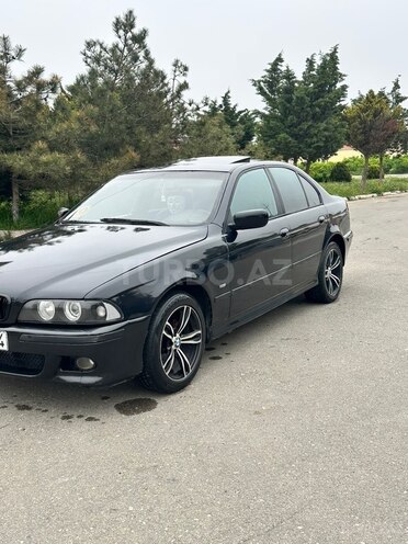 BMW 528-8