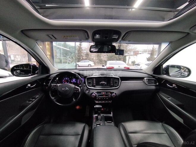 Kia Sorento-11