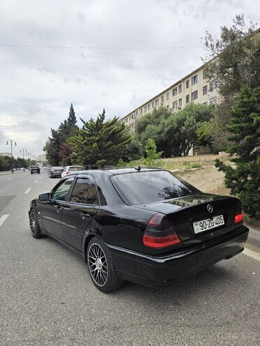 Mercedes C 240-7