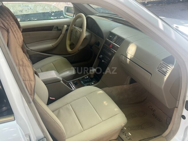 Mercedes C 230-8