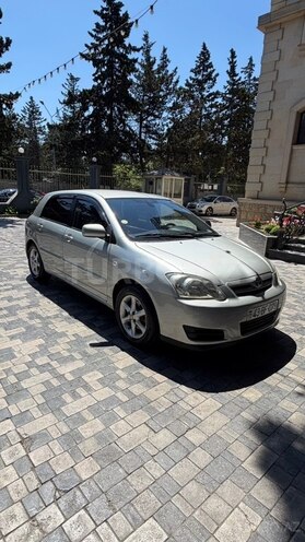 Toyota Corolla-1