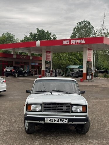 LADA (VAZ) 2107-1