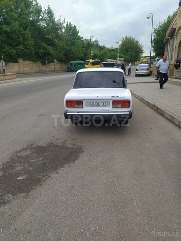 LADA (VAZ) 2107-4