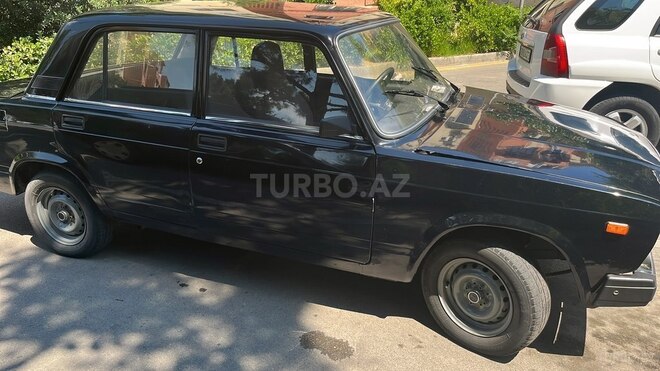 LADA (VAZ) 2107-2
