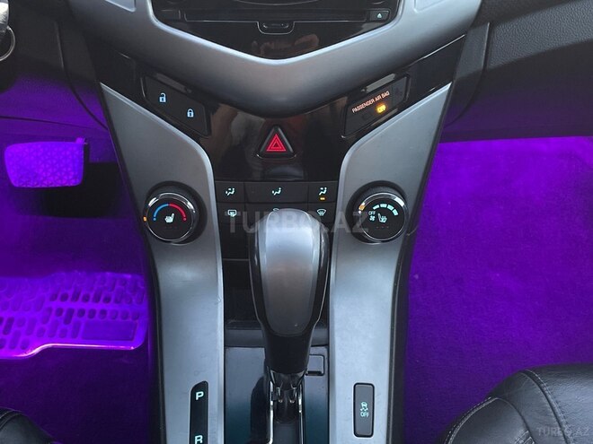 Chevrolet Cruze-7