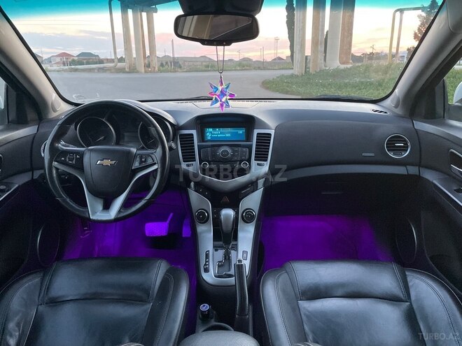 Chevrolet Cruze-6
