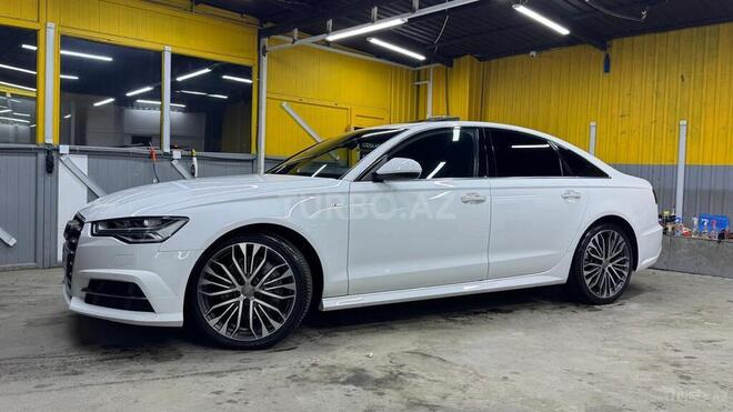 Audi A6-4