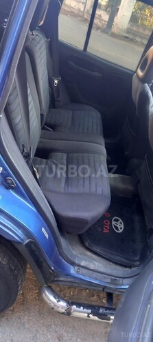 Toyota RAV4-10