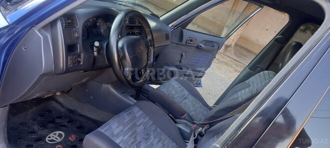 Toyota RAV4-6