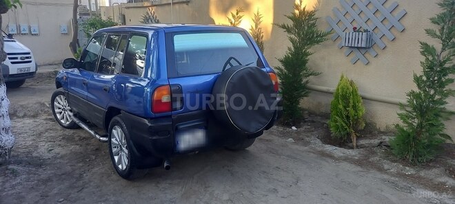 Toyota RAV4-2