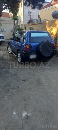 Toyota RAV4-3