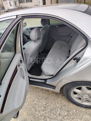 Mercedes C 200-6